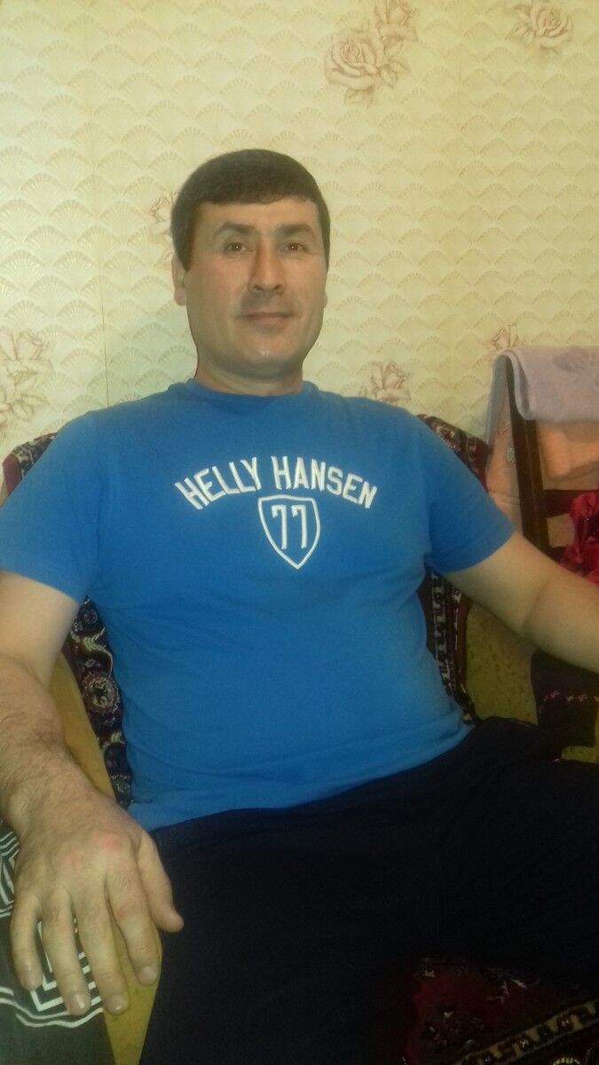  ,   Tomi, 46 ,  