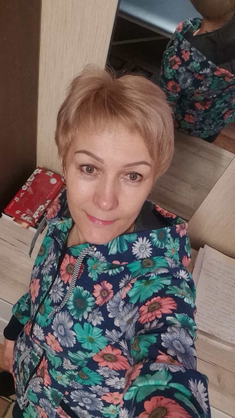  ,   Elena, 55 ,   ,   , c 