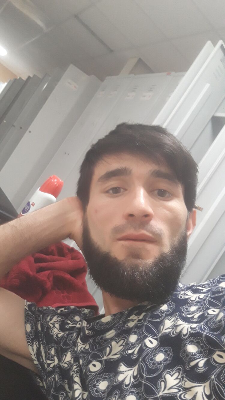  ,   Alik, 32 ,   ,   