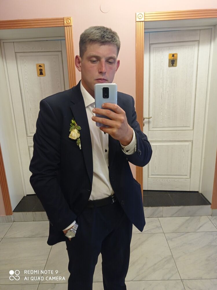  ,   Pavel, 32 ,   ,   , c 