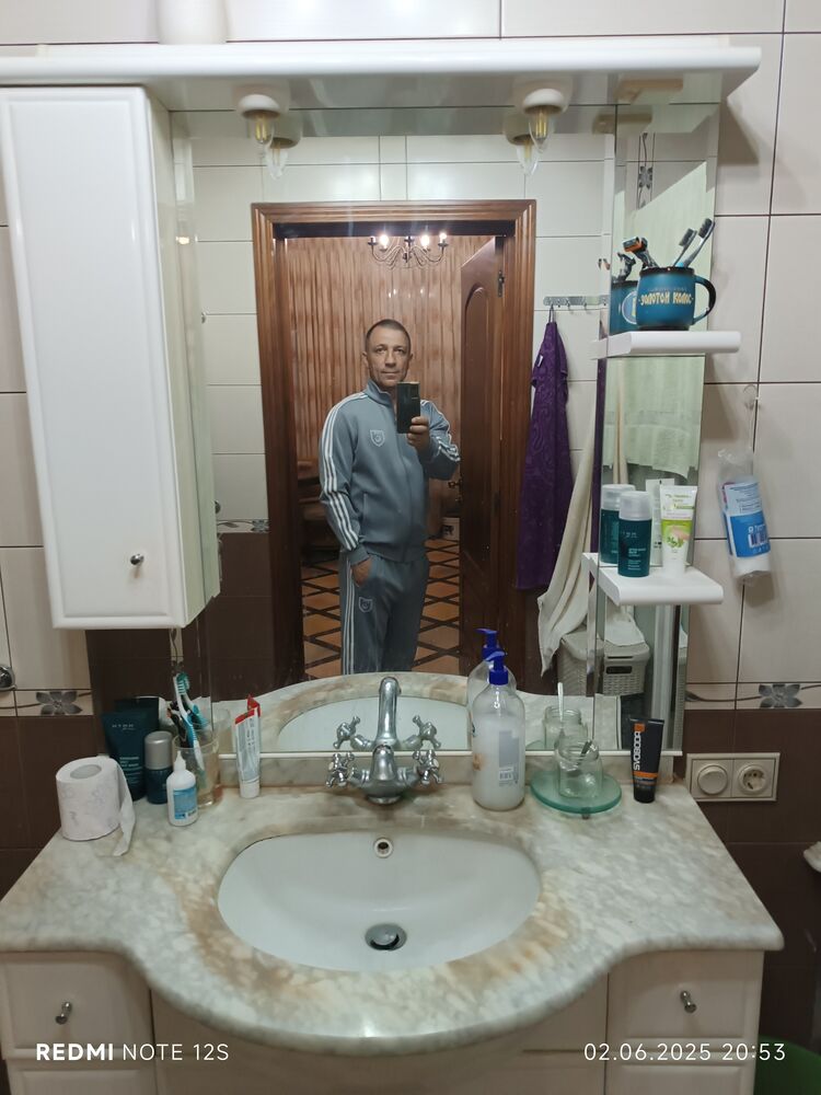 ���� 52445280 ������� ��������, 49 ���, ���� ���������� � �����