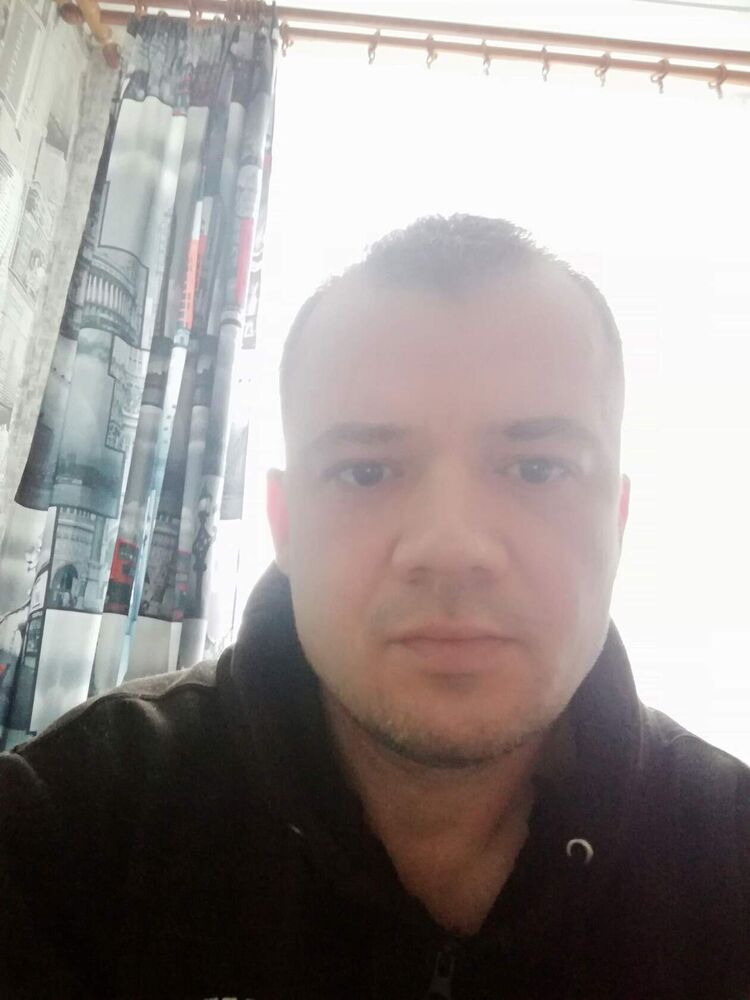  49695470  Nik, 48 ,    