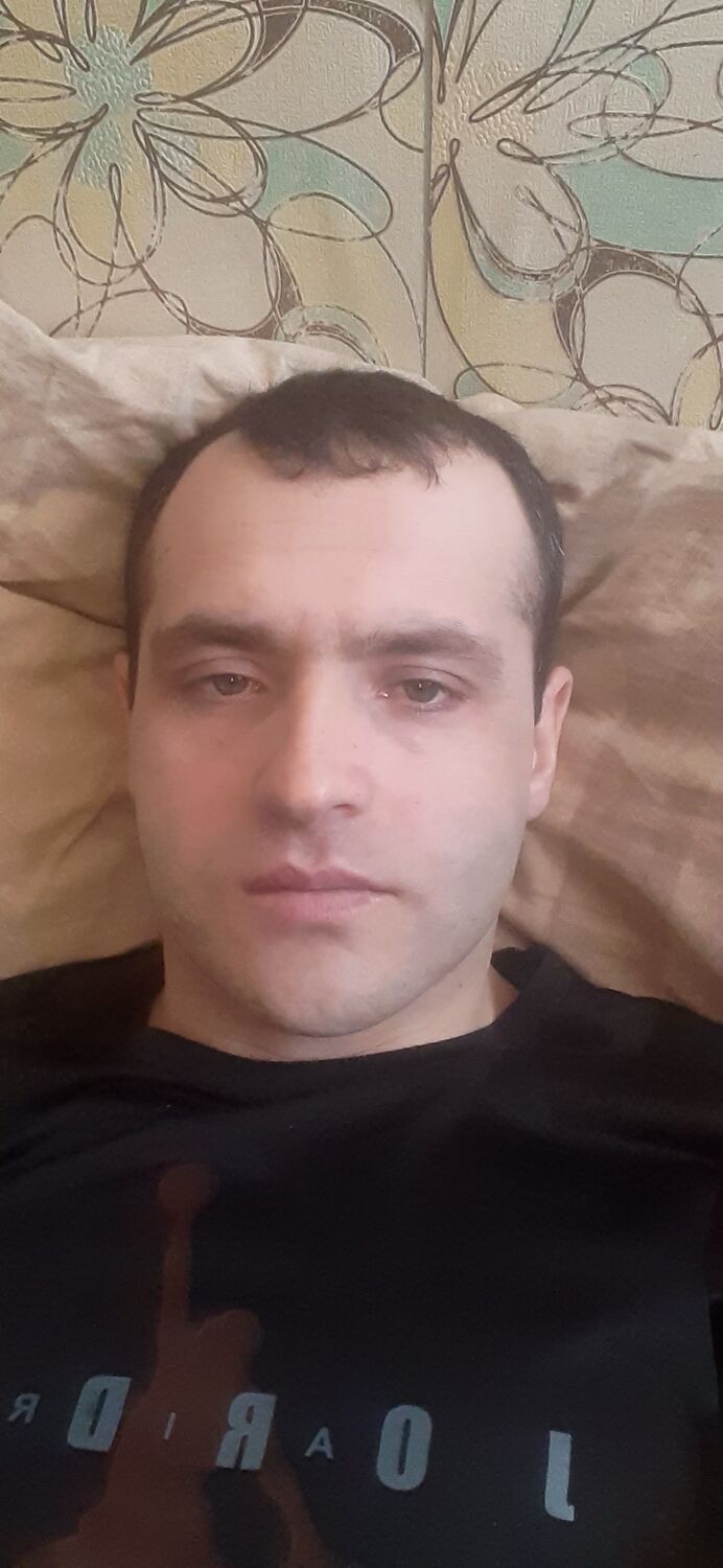  30350700  Muhiddin, 36 ,    