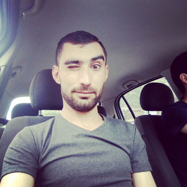  ,   Artur, 34 ,   ,   , c 