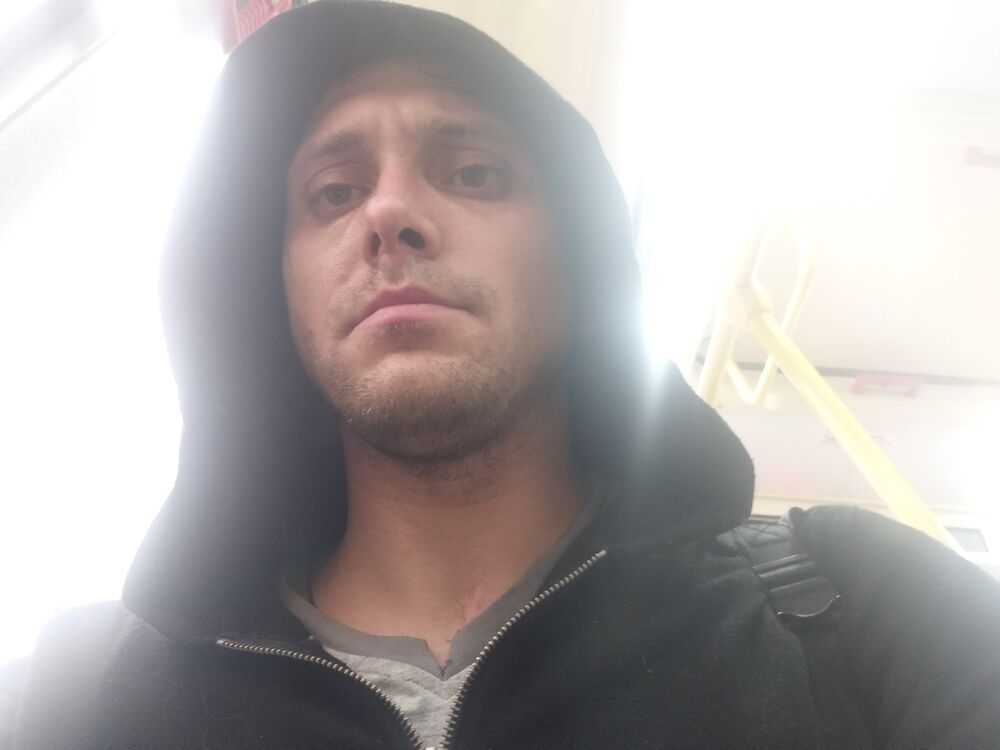  ,   Stanislav, 38 ,   ,   , c 