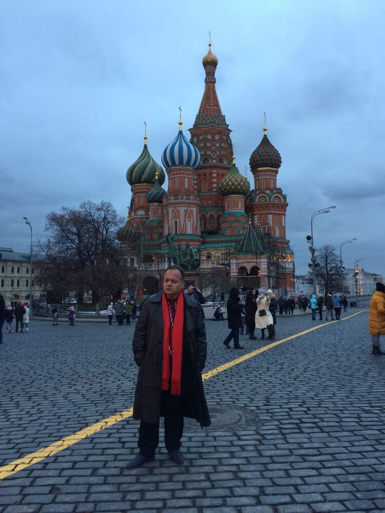  ,   Gagik, 48 ,   ,   , c 