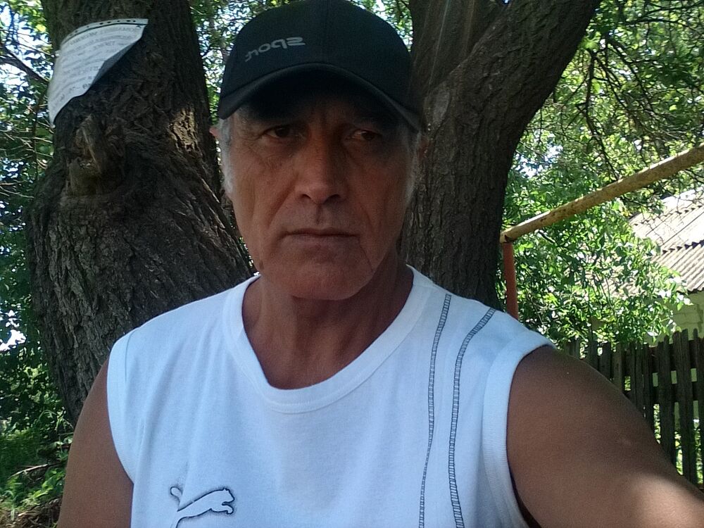  23303670  Mehmet, 59 ,    
