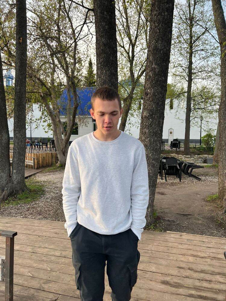  26744200  Alexey, 24 ,    