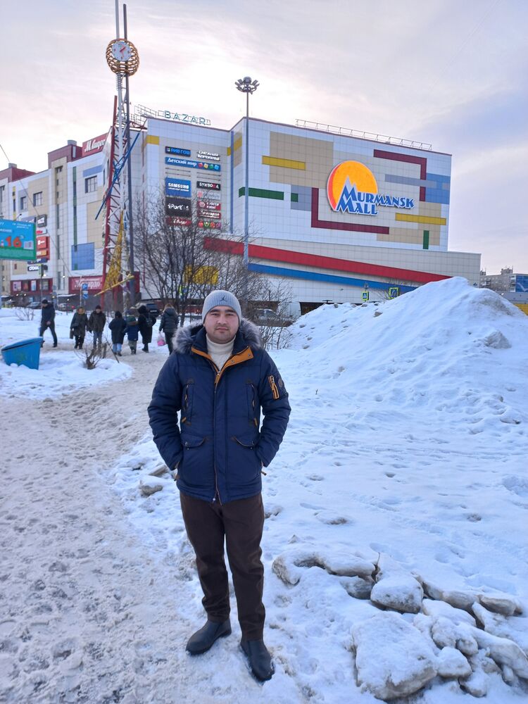  42160620  Ruslan, 30 ,    