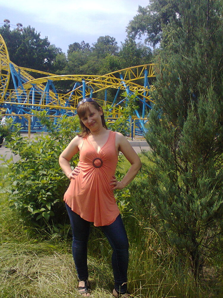  ,   Svetlana, 60 ,  