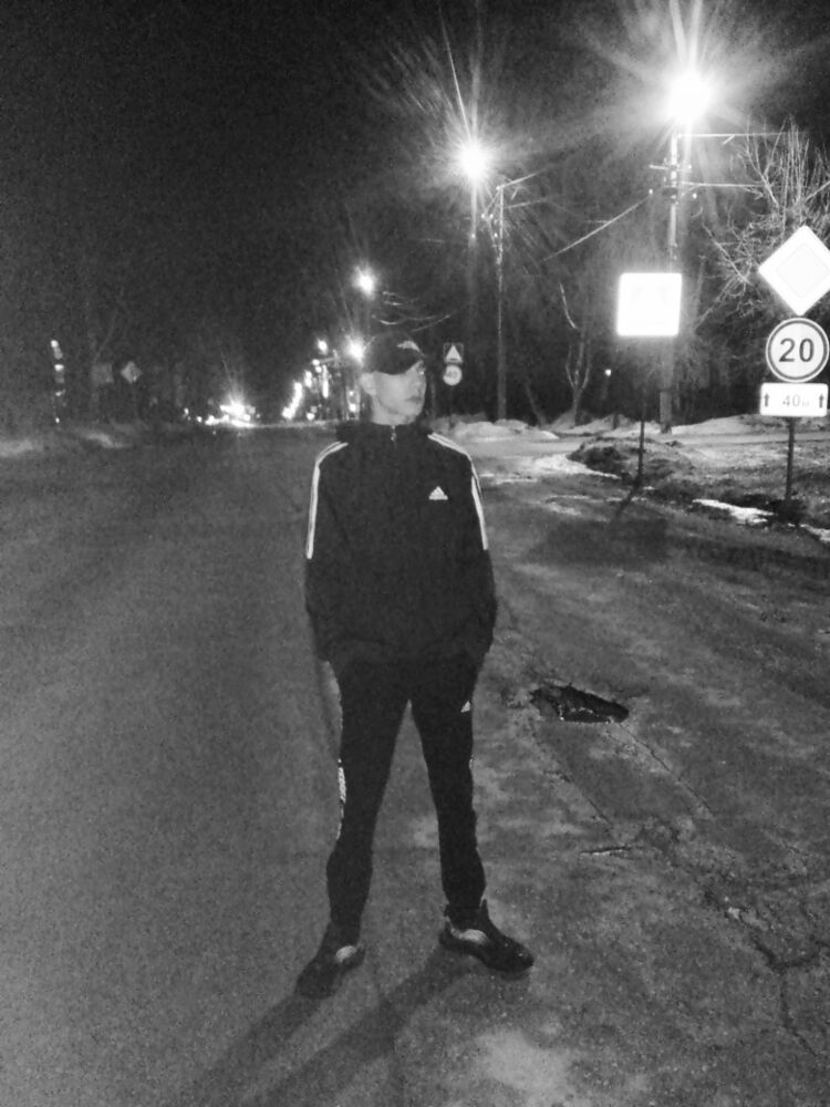  43451780  , 20 ,    