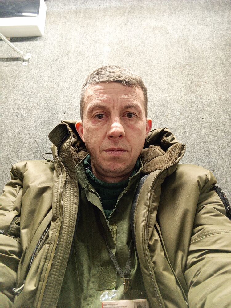  48287950  , 40 ,    