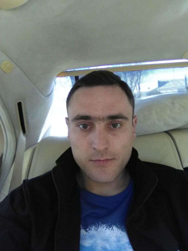  15135180  Andrei, 34 ,    