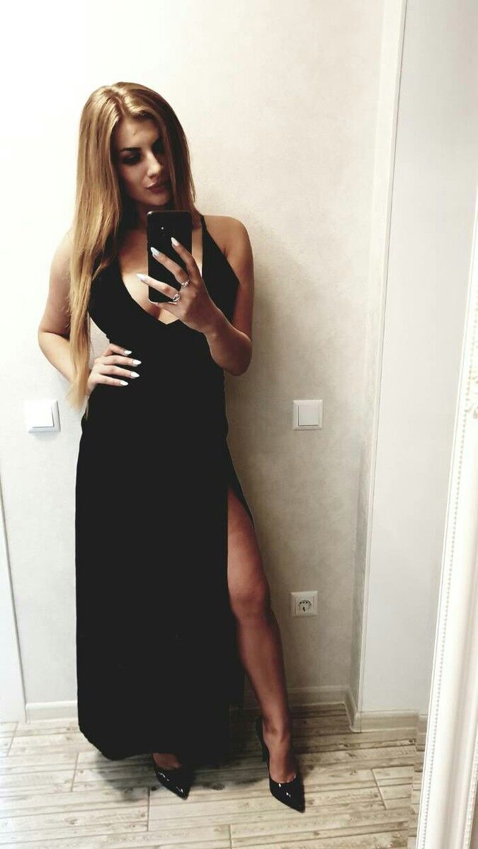  15606270  Escorts, 40 ,    