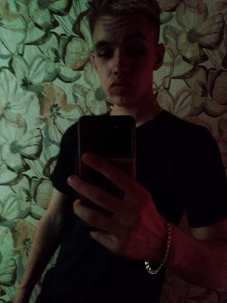  48223960  , 19 ,    