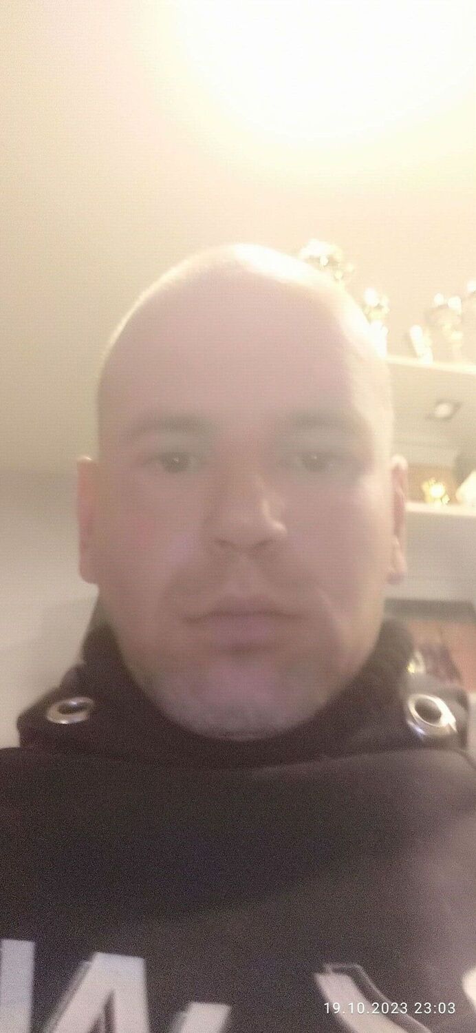  38890740  Twerdochklib, 41 ,    