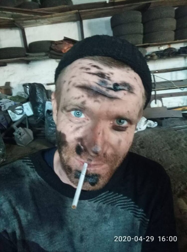  33811370  , 42 ,    