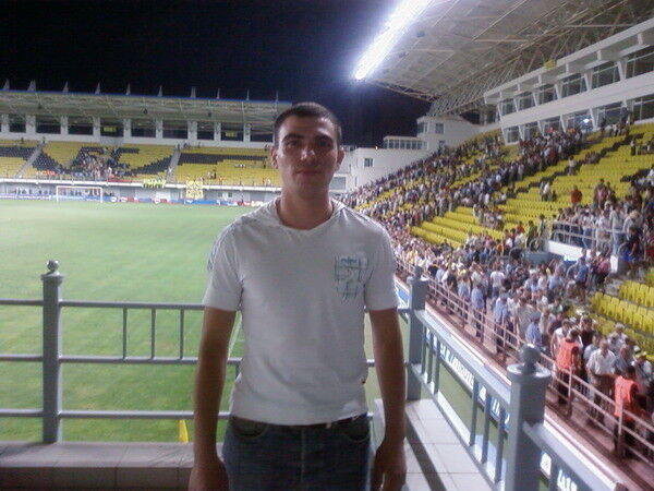  13021390  Igor, 40 ,    