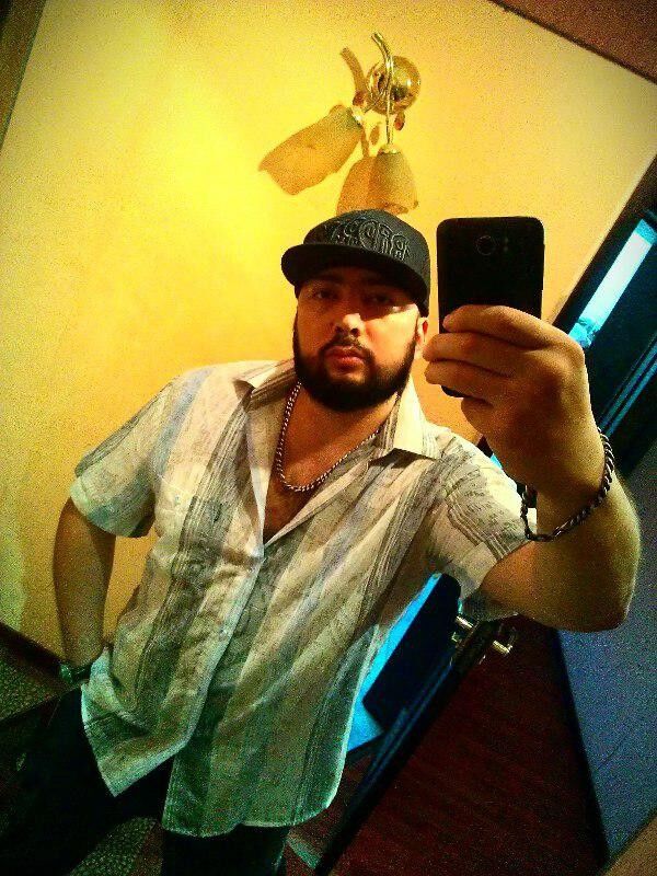  ,   Martin, 40 ,   ,   , c 