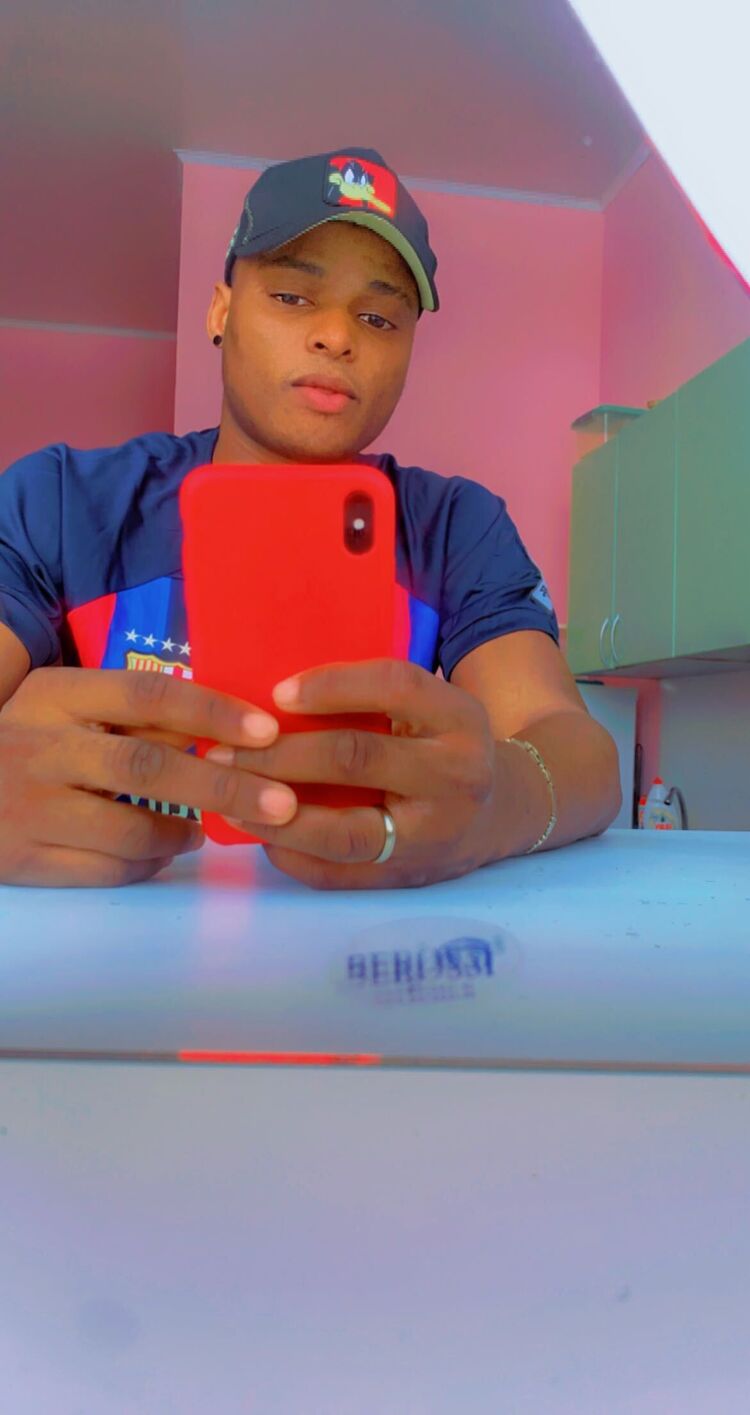  ,   Mohamed, 28 ,   ,   , c , 