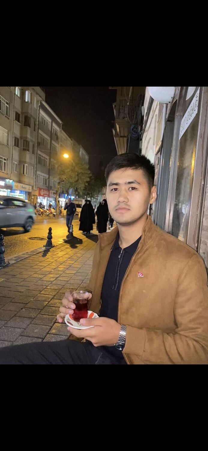  53971630  Bislan, 23 ,    