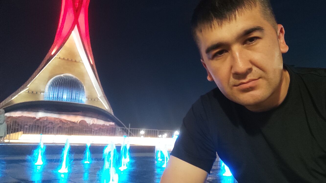  36543120  Utkirbek, 33 ,    