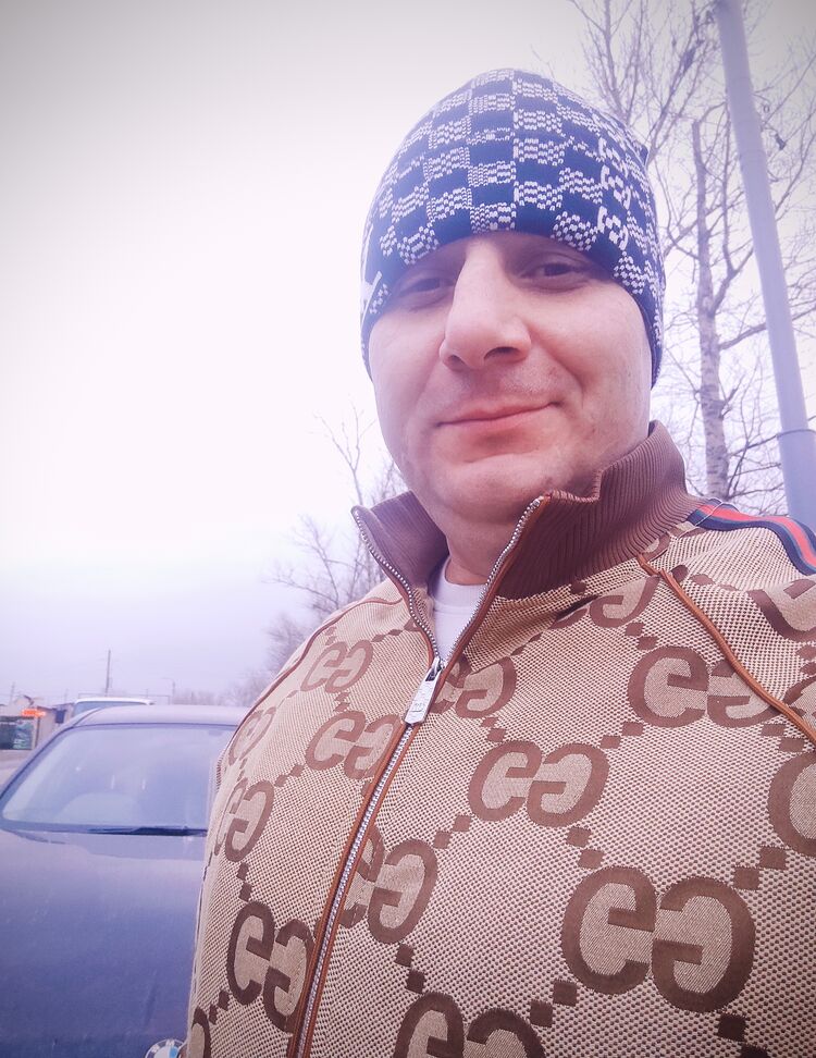  39688030  Davi, 39 ,    