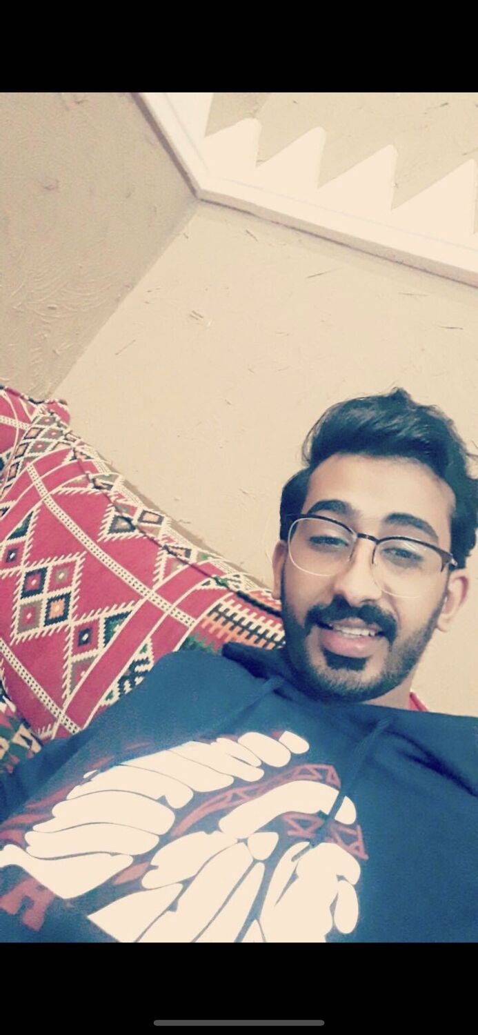  23521830  Waleed, 31 ,    