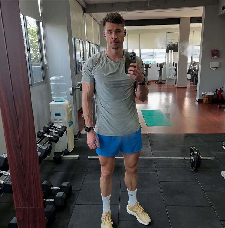  ,   Mark, 43 ,   ,   