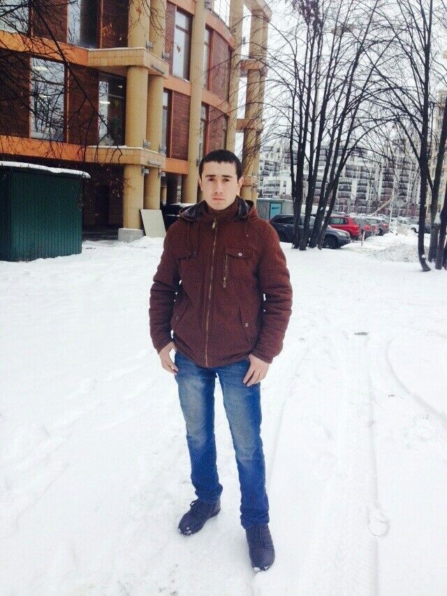  6856610  Ahmadjon, 30 ,    