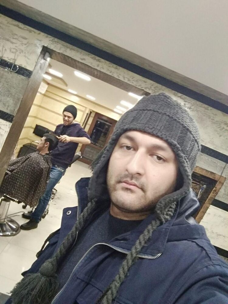  ,   Djekk, 32 ,  