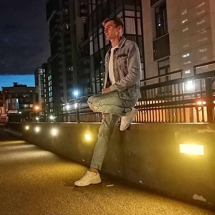  ,   Denis, 29 ,   ,   