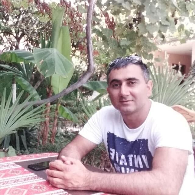  ,   Elgun, 40 ,   ,   