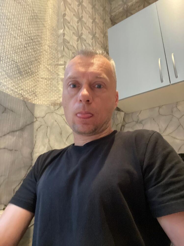  53550650  Vladimir, 45 ,    