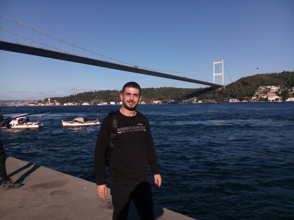  47162480  Siefeddin, 39 ,    -