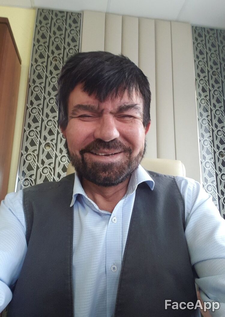  ,   Mustan, 42 ,   ,   , c 