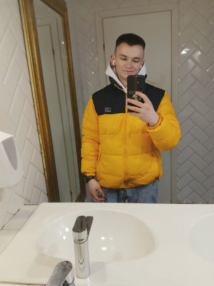  43438650  , 21 ,    -