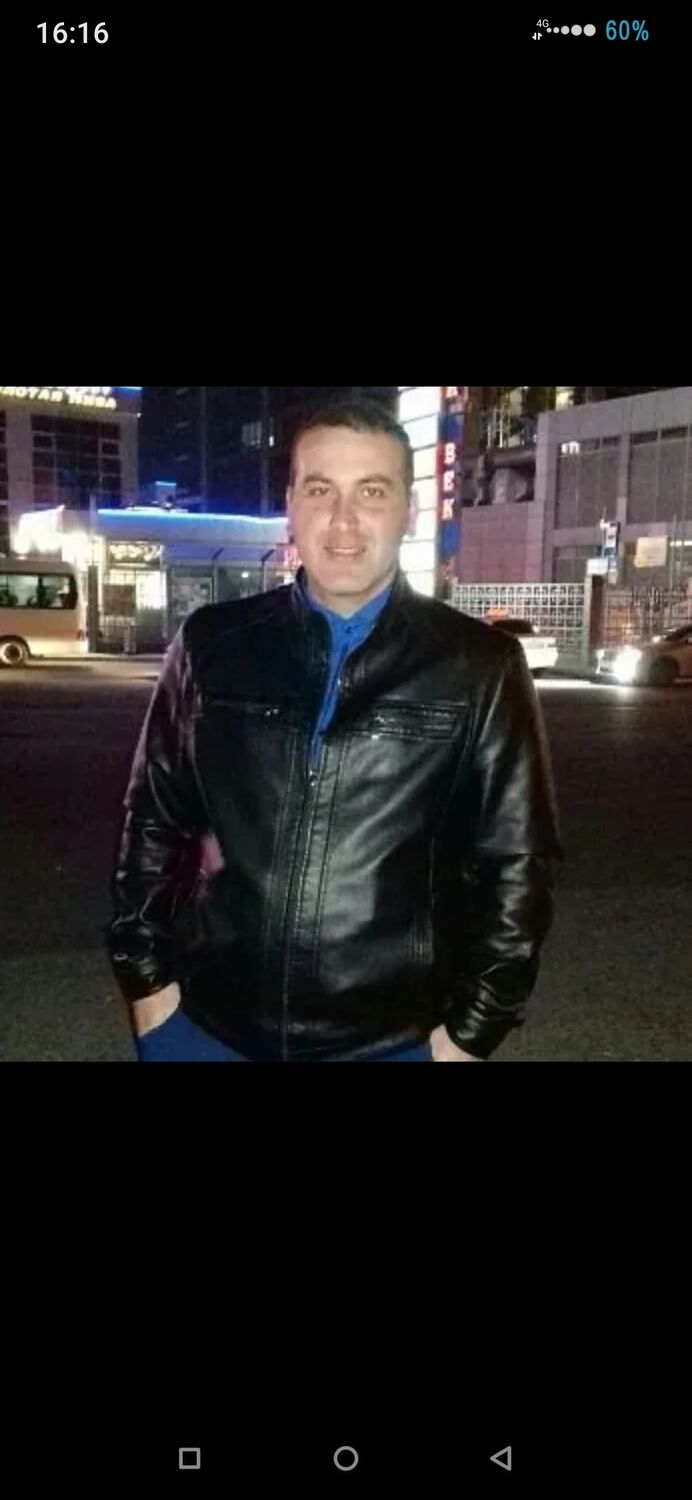  43320540  Elnur, 37 ,    