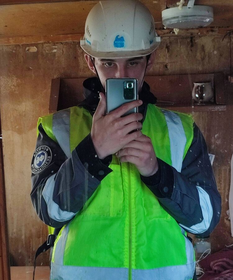  35094910  , 27 ,    