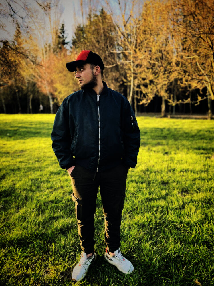  23036000  Bogdan, 29 ,    -