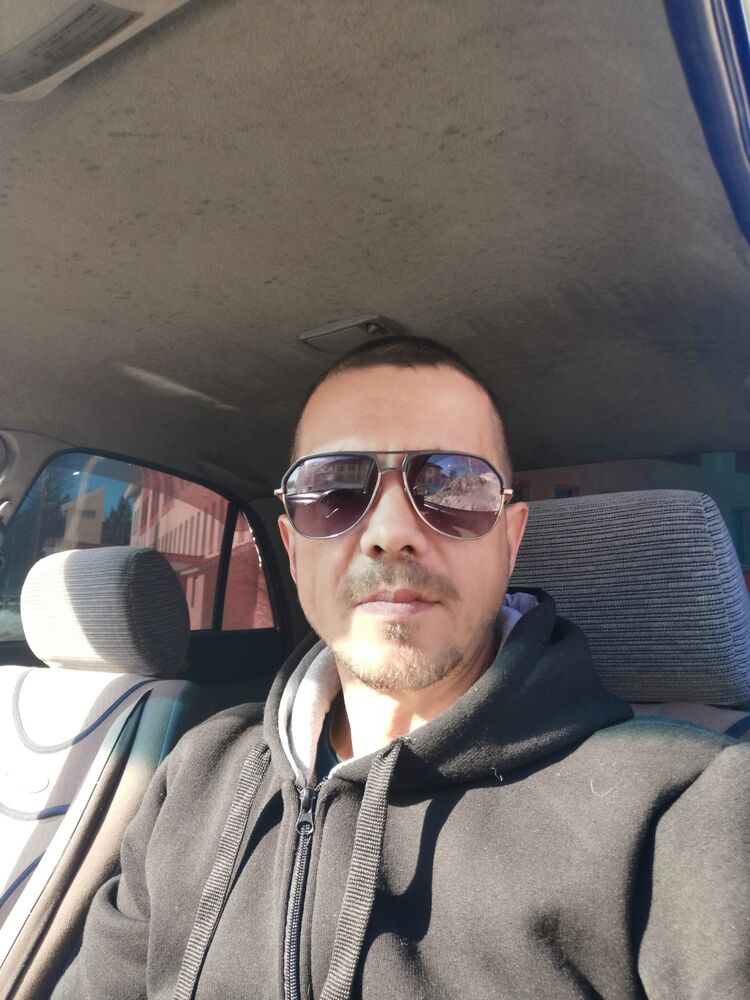  26727400  , 40 ,    