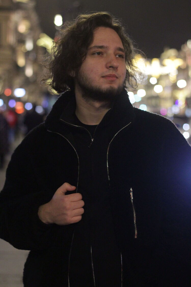  -,   Vladimir, 21 ,   ,   , c 