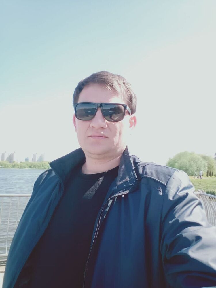  51698740  Ruslan, 37 ,    