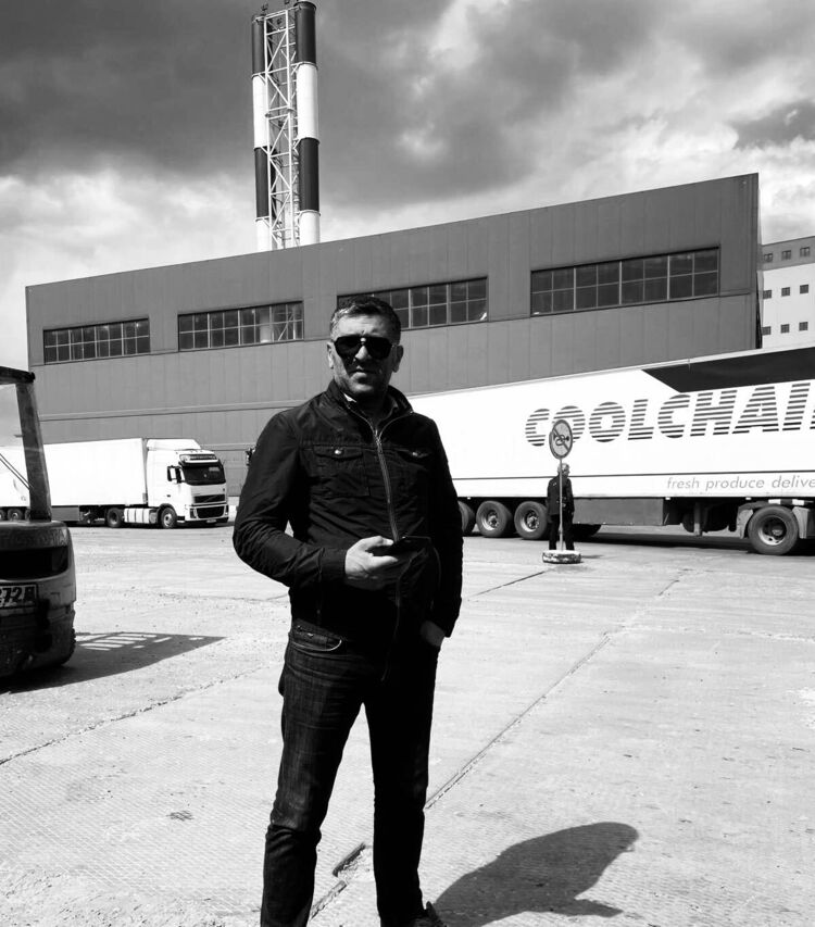  44922230  , 41 ,    -