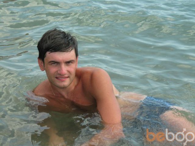  1113370  Artem, 37 ,    