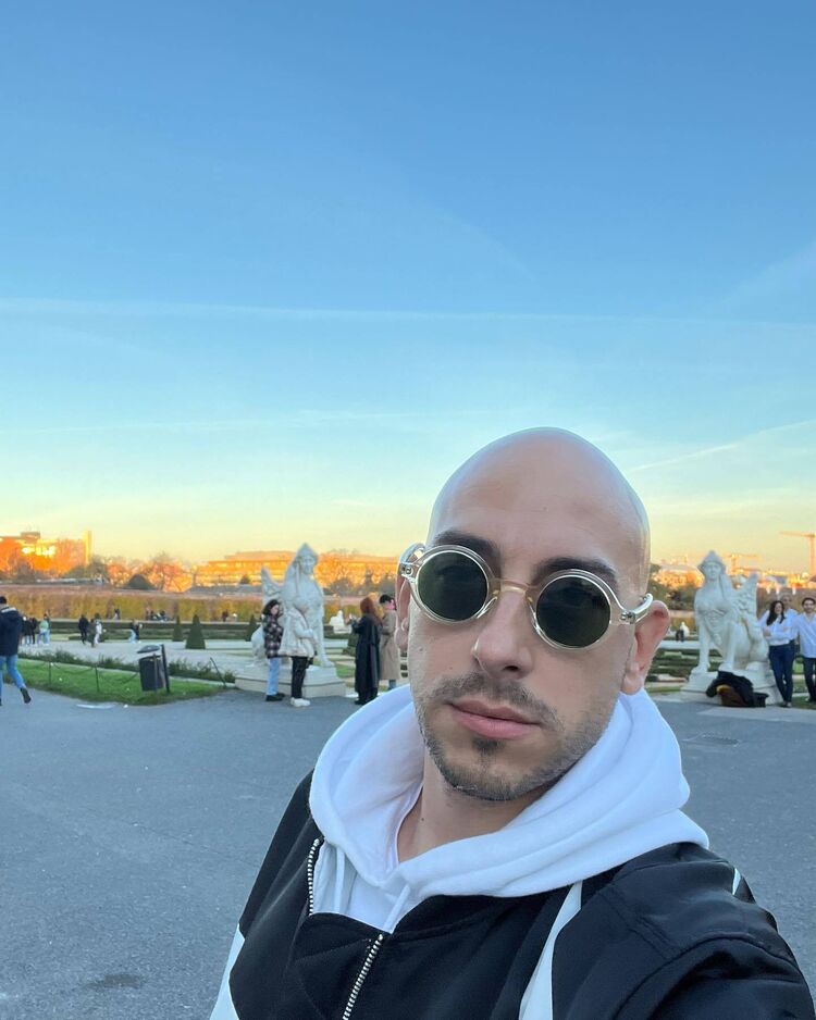 ,   , 35 ,   ,   