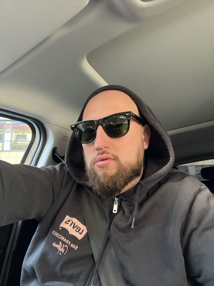 ���� 42758040 ������� VLADIMIR, 37 ���, ���� ���������� � ������