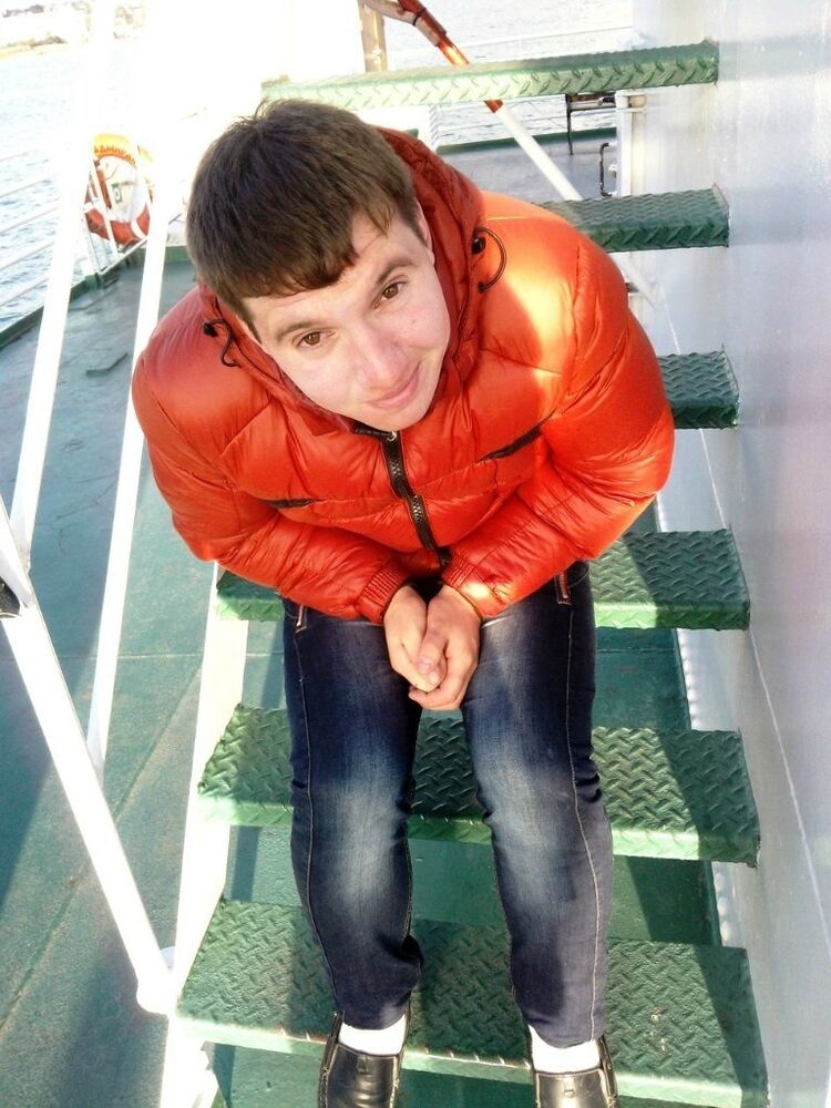  8283510  Vadim, 32 ,    