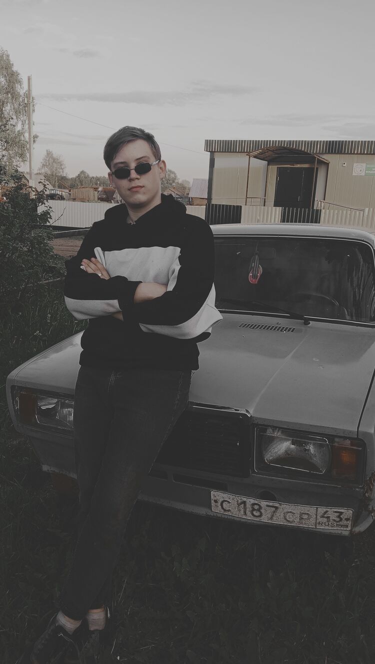  43891430  Andrey, 19 ,    -