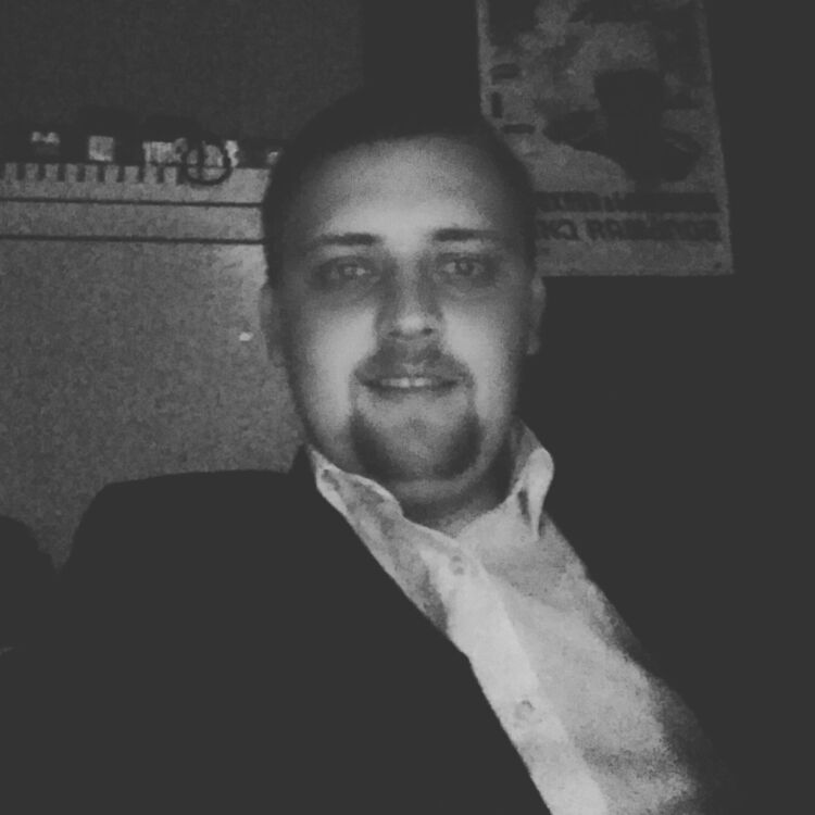  9776830  , 33 ,    